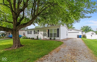 717 Berkeley Dr, Shelbyville, IN 46176