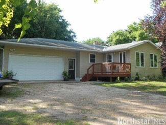 22857 22857 Mn Hwy 22, Litchfield, MN 55355