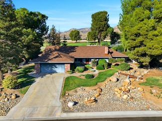 32194 River Island Dr, Springville, CA 93265