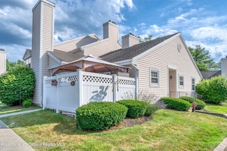 83 Penstock Ln, Lake Katrine, NY 12449