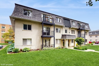 9621 S Karlov Ave Unit 303, Oak Lawn, IL 60453