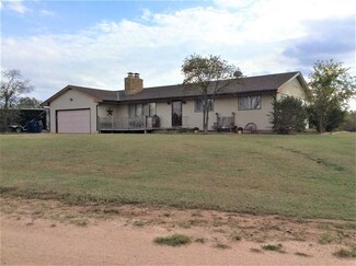 10209 E Sunset Dr, Mount Hope, KS 67108