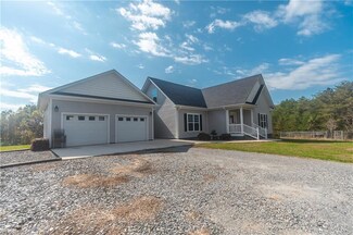 140 Posey Key Ln, Pilot Mountain, NC 27041