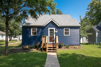 635 E South St, Litchfield, MN 55355