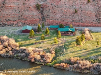 9 Warm Springs Rd, Dubois, WY 82513