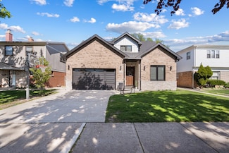 7929 N Octavia Ave, Niles, IL 60714