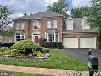 20756 Eastlake Ct, Sterling, VA 20165
