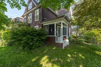 438 Park Ave, Waverly, NY 14892