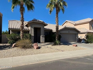 870 N Madrid Ln Unit 2, Chandler, AZ 85226