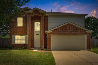 901 Greenbend Dr, Denton, TX 76210