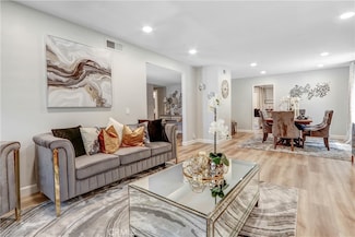 16172 Quartz St, Westminster, CA 92683