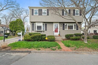 16 Deborah Ln, Braintree, MA 02184