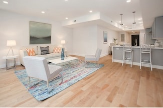 50 Hichborn St Unit 303, Boston, MA 02135