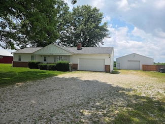 7376 Mink St SW, Pataskala, OH 43062