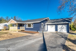 3 Tulip St, South Glens Falls, NY 12803