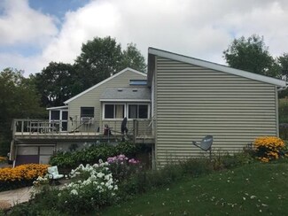 32965 Smyth Hollow Rd, Hillpoint, WI 53937