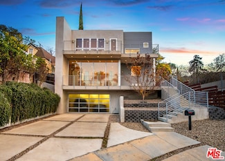 14420 Dunbar Place, Sherman Oaks, CA 91423