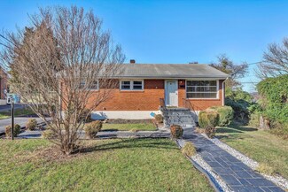 1722 Leon St NW, Roanoke, VA 24017