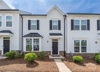 5008 Patton Dr, Cramerton, NC 28056
