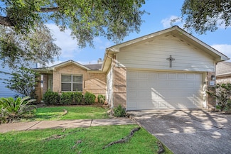 1807 Oxford Green Ct, Fresno, TX 77545