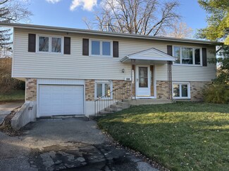 580 Durham Ct, Hoffman Estates, IL 60169