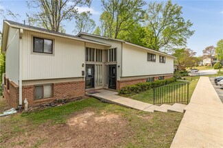 30 Briarglen Place, Greenville, SC 29615