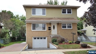 650 Milton Ave Unit 1, Lyndhurst, NJ 07071