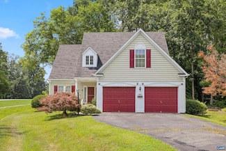 2040 Whispering Woods Dr, Charlottesville, VA 22911