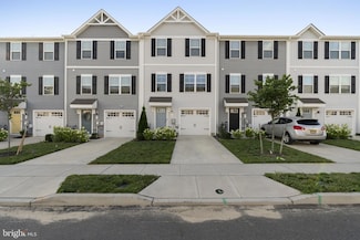 25 L Wendowski St, Beverly, NJ 08010