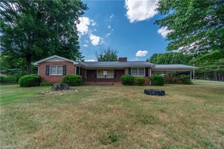 1129 N Main St, Walnut Cove, NC 27052