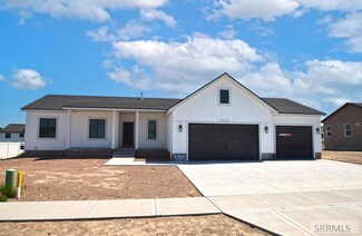 5905 Cedarwood Ln, Ammon, ID 83406