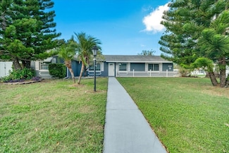 4653 Orlando Cir, Bradenton, FL 34207
