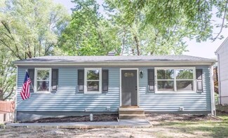 8109 NE San Rafael Dr, Kansas City, MO 64119