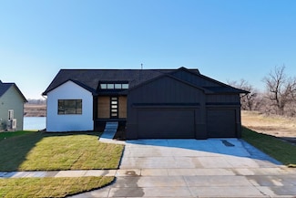 5735 N Edwards St, Wichita, KS 67204