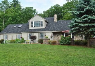 25 Schoolhouse Rd, Center Tuftonboro, NH 03816