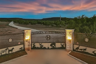 635 County Road 184, Lawn, TX 79530
