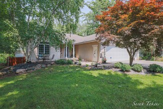 6571 Bent Tree Dr, Allendale, MI 49401