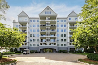 12 Mountain Laurels Dr Unit 402, Nashua, NH 03062