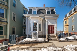 390 Meridian St Unit 3, Boston, MA 02128