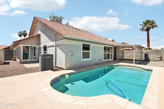7204 W Mcrae Way, Glendale, AZ 85308