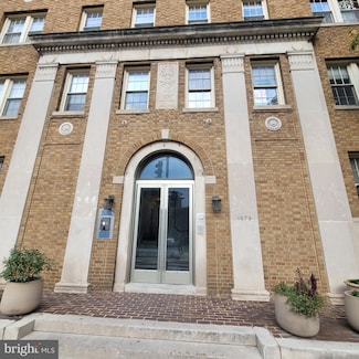 1673 Park Rd NW Unit 502, Washington, DC 20010