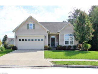879 Highridge Ln, Kent, OH 44240