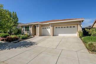 951 Ireland St, Winters, CA 95694
