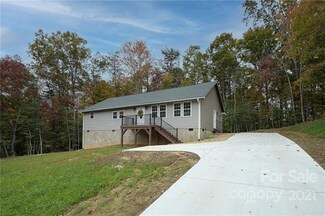 47 E Spring Wheel Dr, Old Fort, NC 28762
