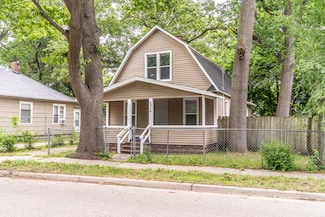 3024 5th St, Muskegon, MI 49444
