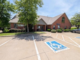 1900 E 15th St Unit 700D, Edmond, OK 73013