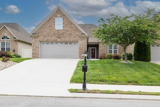 1978 Belleau Village Ln, Chattanooga, TN 37421
