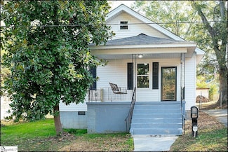 3 21st St, Greenville, SC 29611