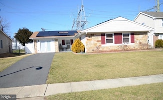 57 Garland Ln, Willingboro, NJ 08046