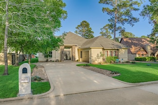 12122 Hawthorne Dr, Montgomery, TX 77356